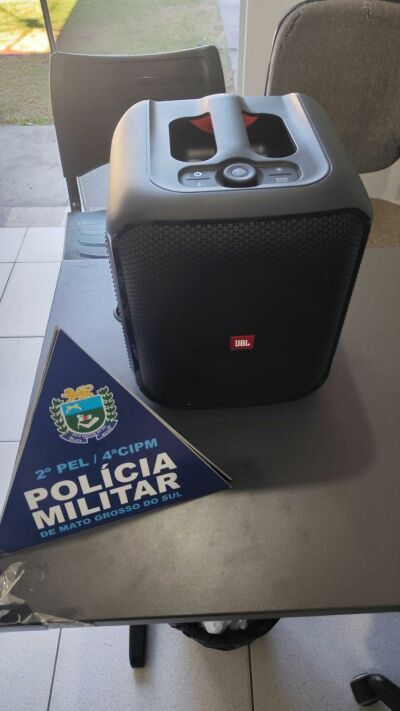 Imagem da notícia Acabou a festa! Adolescente é apreendido com caixa de som furtada em Costa Rica